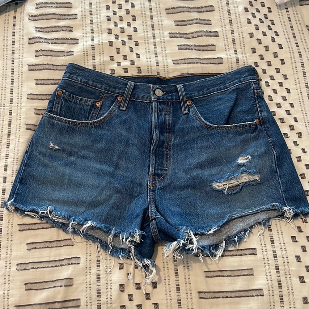 Levi’s denim shorts